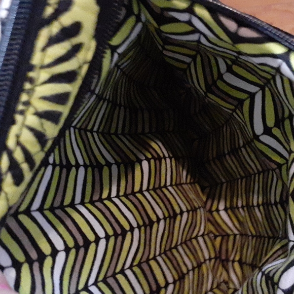 Vera Bradley Hipster....Excellent condition SOLD - Picture 6 of 7